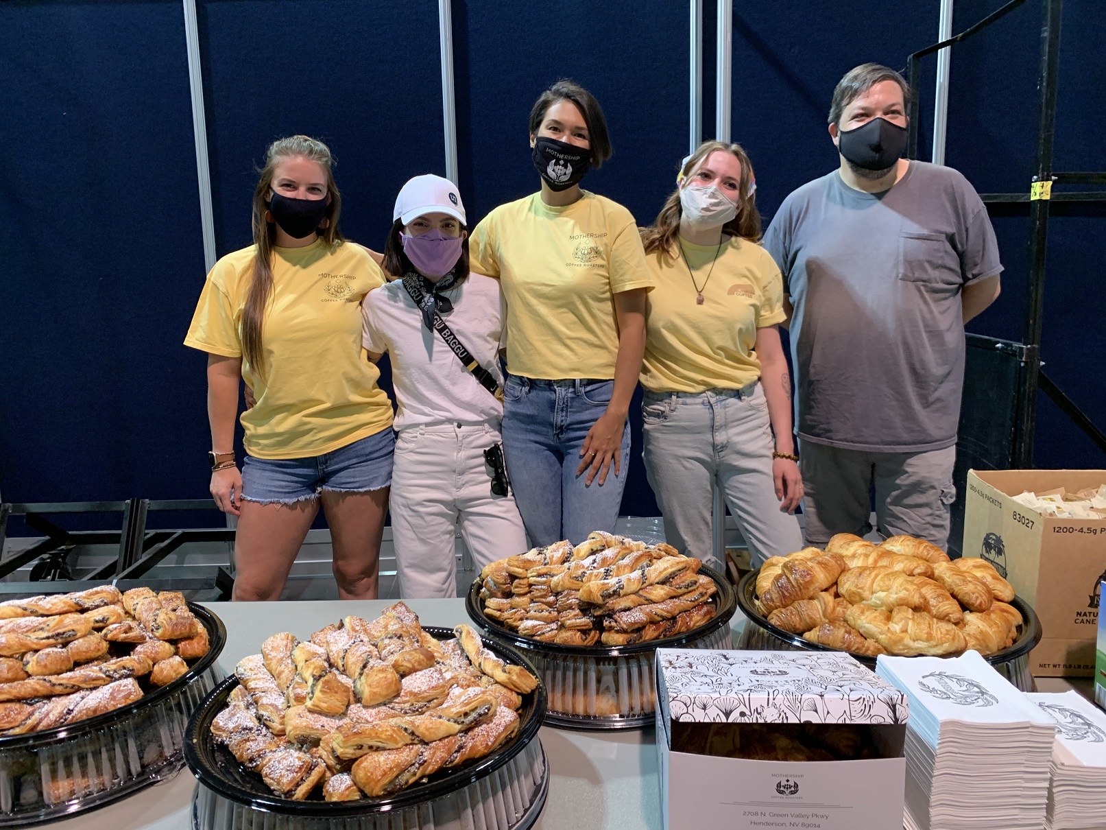 UnCommons Shares Appreciation – and Treats! – with Staff and Volunteers at Valley’s Vaccination Center